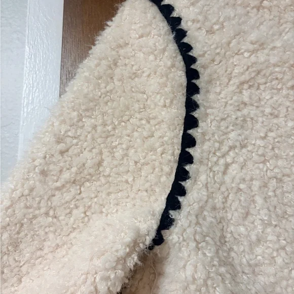 Hyacinth House - Picture 5 of 8